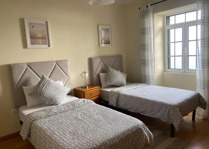 Santinhos Estreito Da Calheta