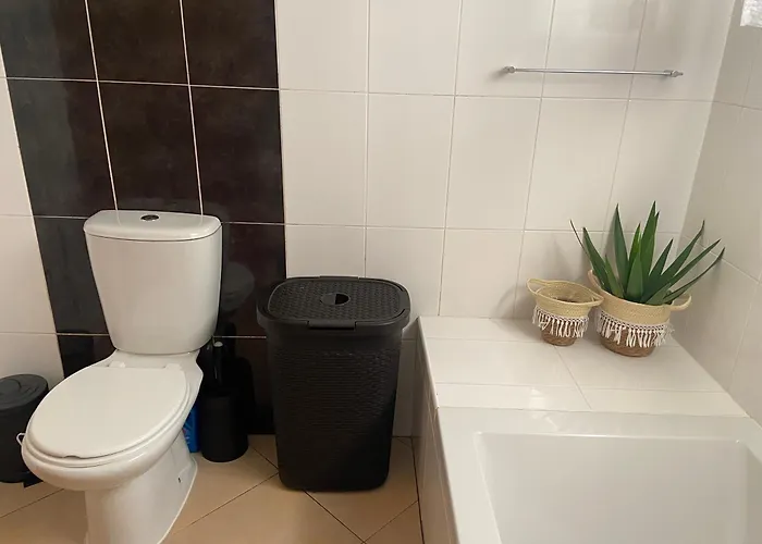 Santinhos Semesterbostad Estreito Da Calheta